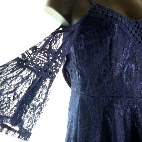 Lacey Cold Shoulder Dress EUC - Picture 3 of 11
